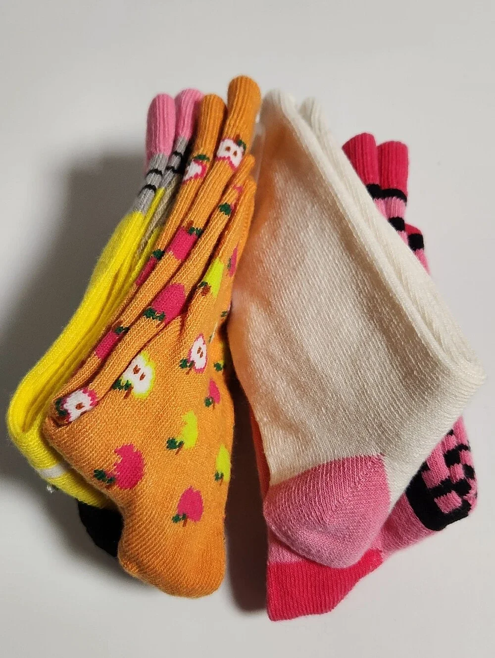 Little Kids Size Medium Crew Socks Fits Shoe Sizes 9-2.5